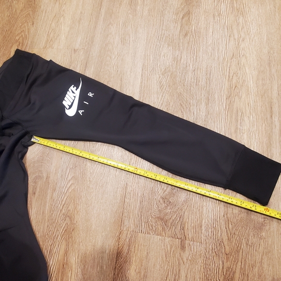 NIKE Joggers - Picture 10 of 11